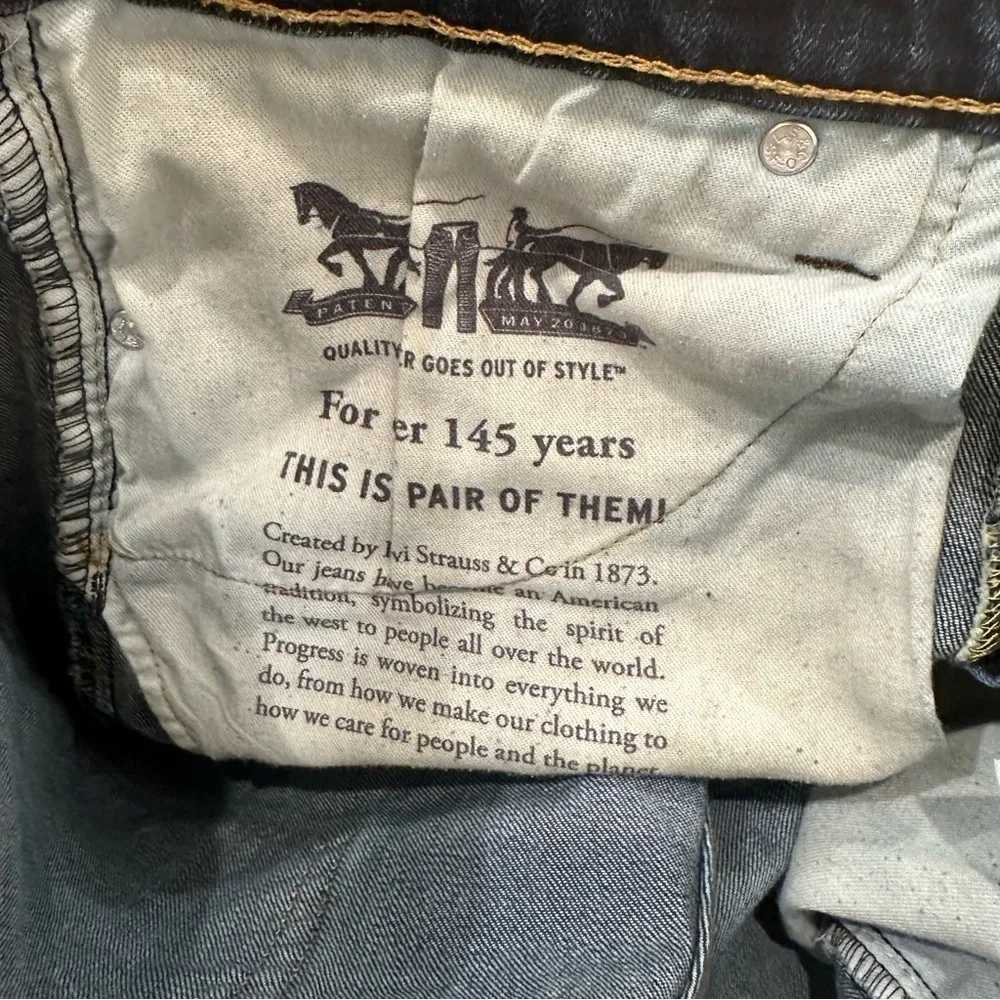 Men’s Levi’s Dark Wash Denim